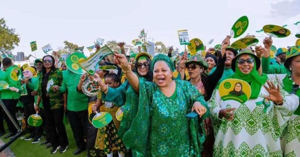 Dkt. Samia Aahidi Kuendeleza Uhuru na Furaha ya Watanzania – Mgombea Urais CCM Azindua Ajenda ya Maendeleo Endelevu Tanzania 2025