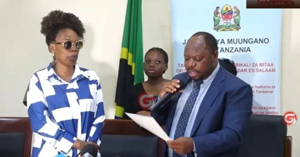 RC Chalamila Amkabidhi Hati ya Nyumba Mjane wa Marehemu Rugaibula, Atoa Pia Milioni 10 – Video