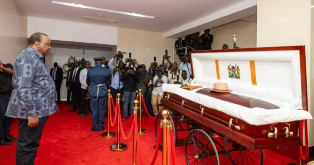 Rais Ruto Aongoza Viongozi Kuuaga Mwili wa Raila Odinga Kasarani