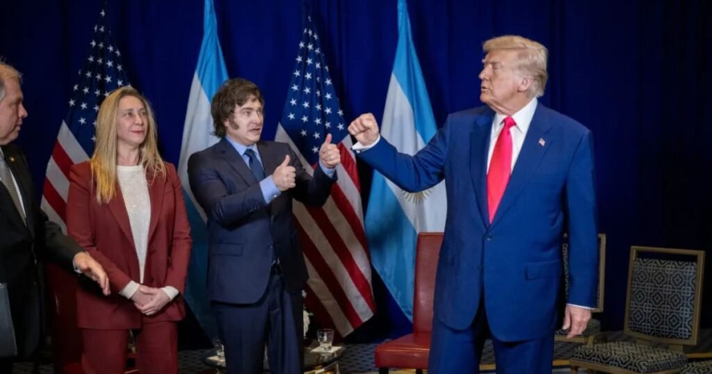 Trump Aidhinisha Msaada wa Dola Bilioni 20 kwa Argentina: Hatua Yenye Utata Inayotikisa Uchumi wa Amerika Kusini