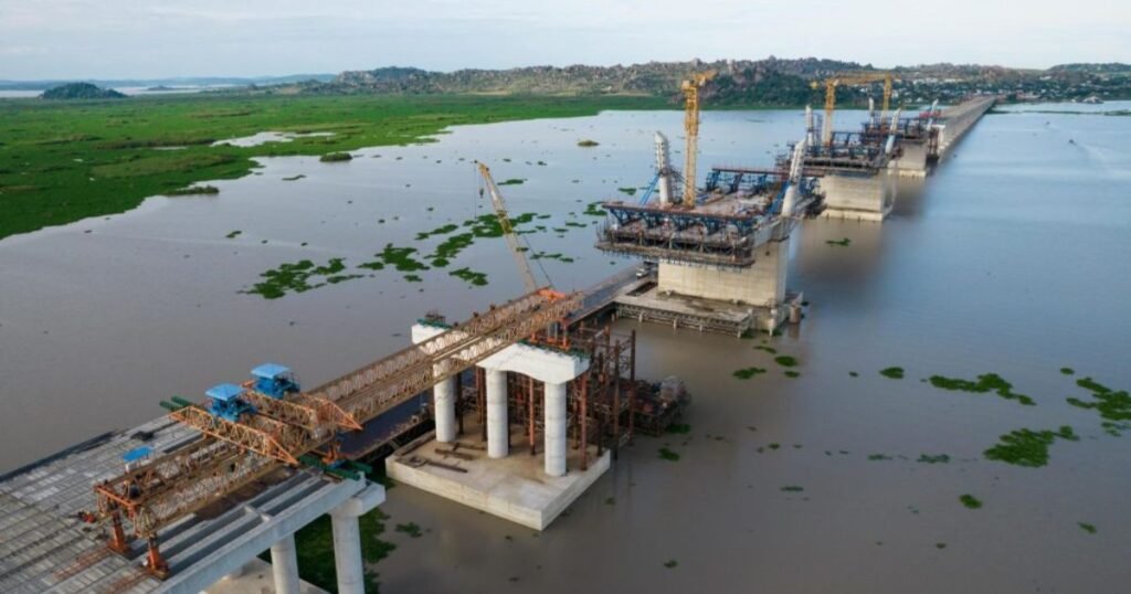 Ujenzi wa Daraja la Pangani Lenye Urefu wa Mita 525 Wafikia Asilimia 74.3 – Tanzania Yapiga Hatua Kubwa Kwenye Mradi wa Daraja Refu Zaidi Nchini