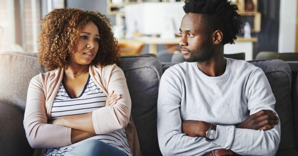 Wanawake Wenye Vyeo, Madaraka Hawafai Kuolewa? Ukweli Uliofichwa Kwenye Jamii Yetu ya Kisasa